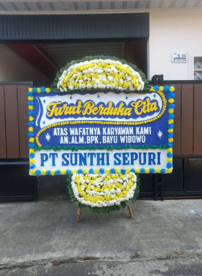Papan Bunga Duka di Tayando Langgiar