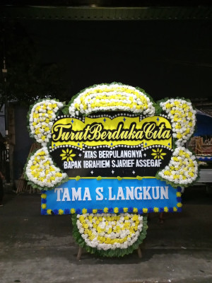 Papan Bunga Duka di Tayando Langgiar